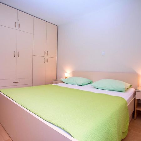 Apartmani Ribnjak Seka أوميس المظهر الخارجي الصورة