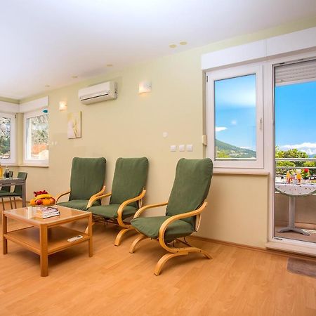 Apartmani Ribnjak Seka أوميس المظهر الخارجي الصورة