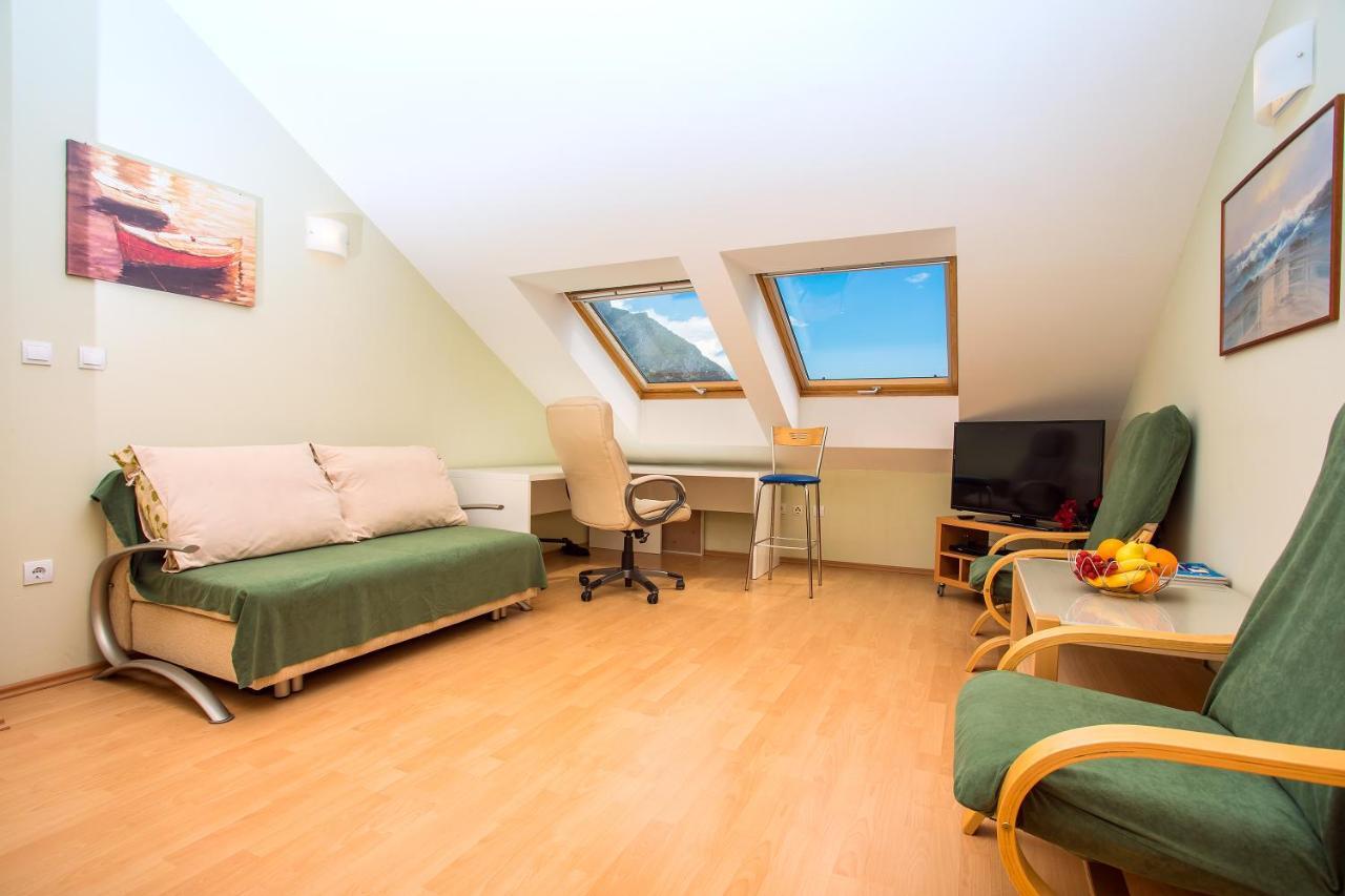 Apartmani Ribnjak Seka أوميس المظهر الخارجي الصورة